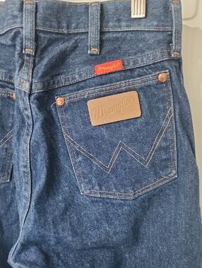 Vintage Wrangler Classic Blue Straight Leg Jeans